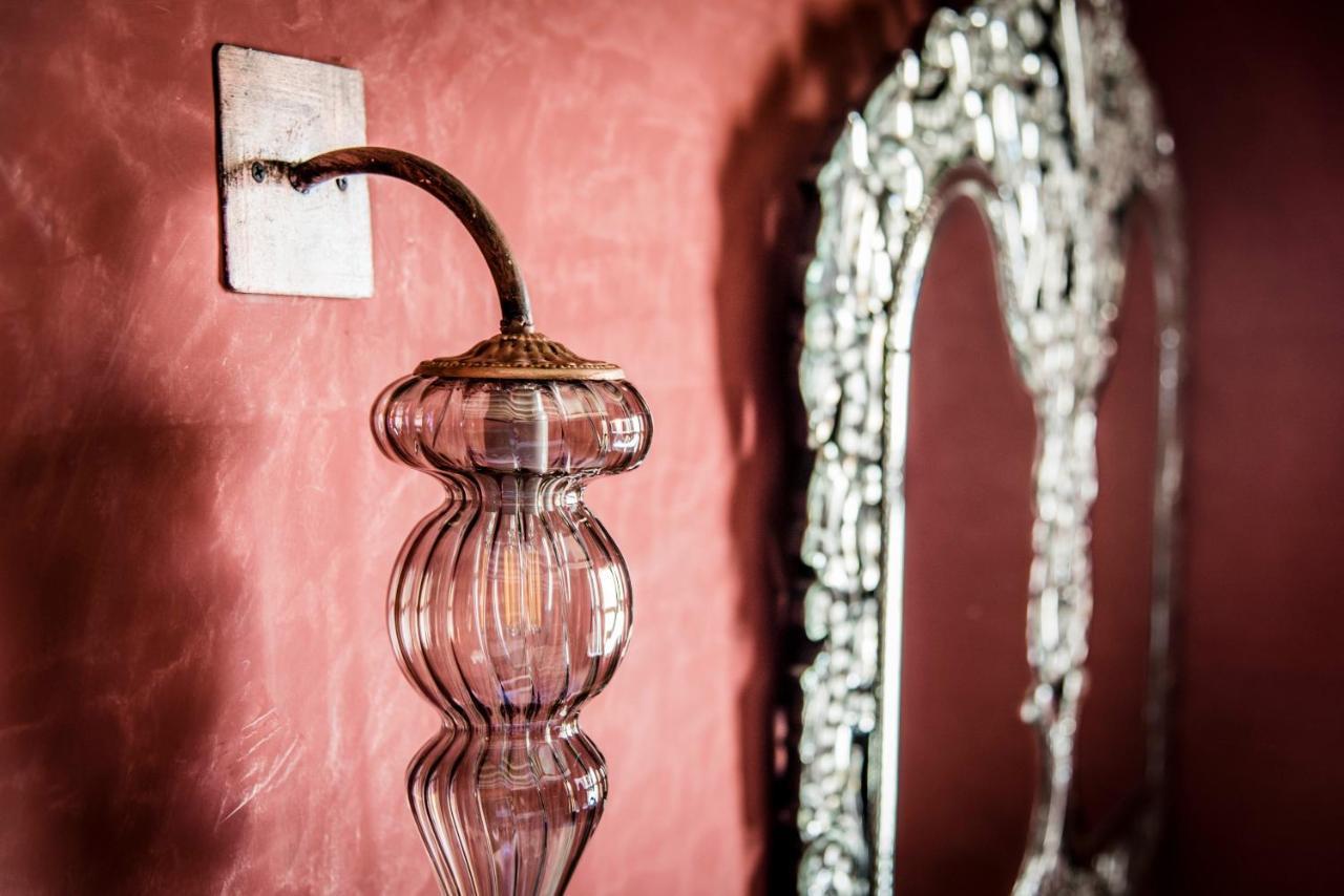 Dar Camelia Bed & Breakfast Tyre Exterior photo