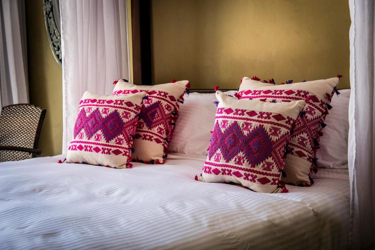 Dar Camelia Bed & Breakfast Tyre Exterior photo